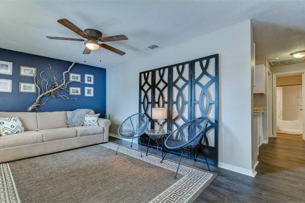Driftwood Castle Urban Oasis With Firepit Near Convention Center And Amalie Arena, Room For 6 Τάμπα Εξωτερικό φωτογραφία